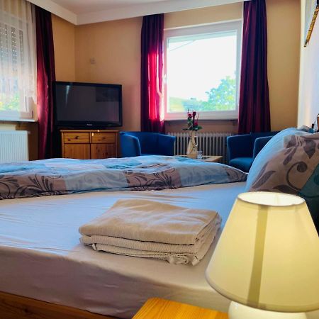 Hotel Ochsen Ortenberg  Ngoại thất bức ảnh